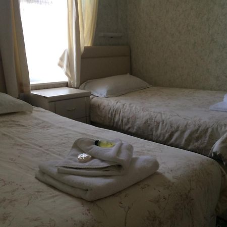 Hotel Victoria Great Yarmouth Room photo